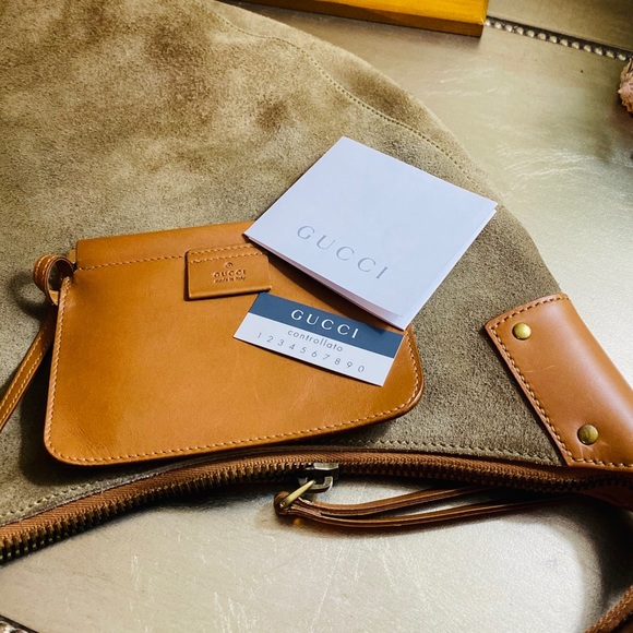 GUCCI TAN SUEDE HALF MOON CRESCENT HOBO BAG - Picture 5 of 9